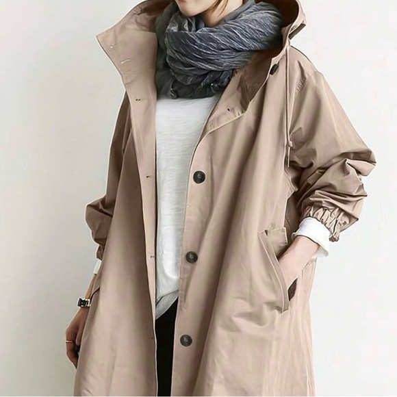 Jackets & Blazers - Stylish Tan Trench Coat!!